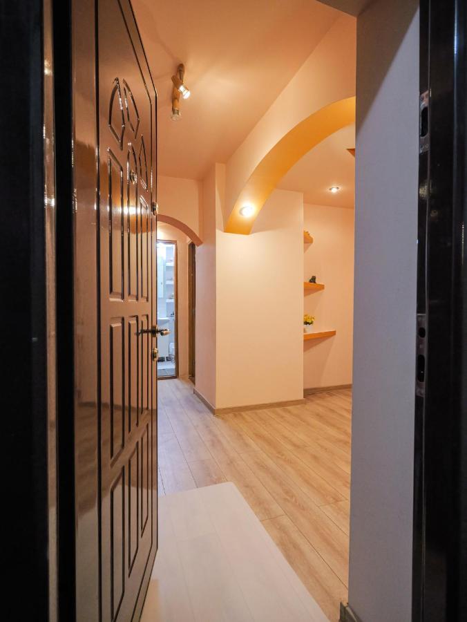 Luxury Ultracentral Curtea De Arges Ngoại thất bức ảnh