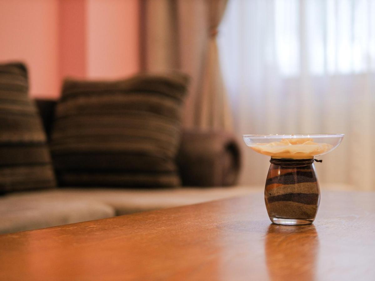 Luxury Ultracentral Curtea De Arges Ngoại thất bức ảnh