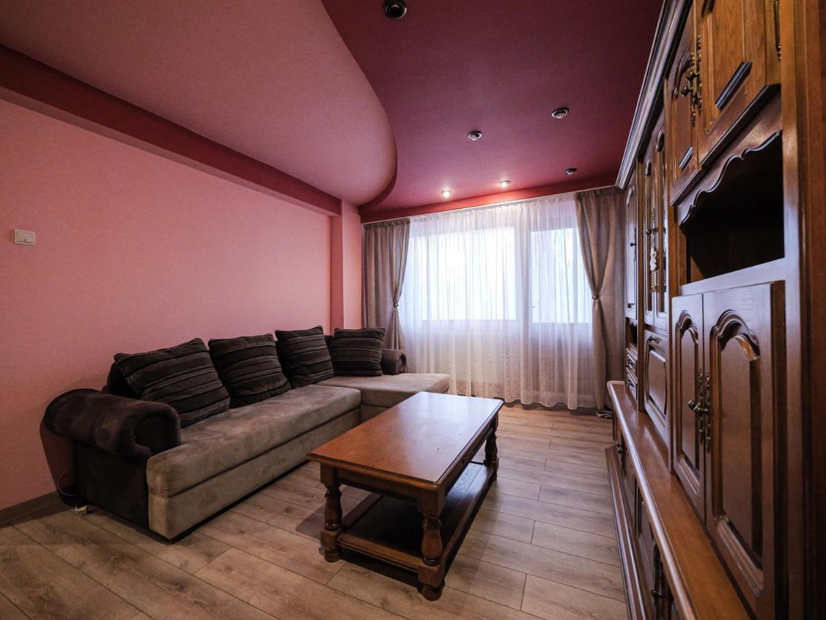 Luxury Ultracentral Curtea De Arges Ngoại thất bức ảnh