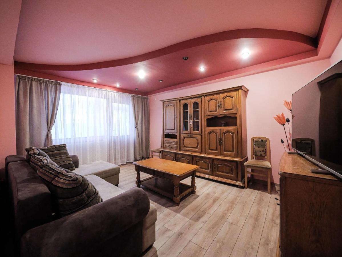 Luxury Ultracentral Curtea De Arges Ngoại thất bức ảnh